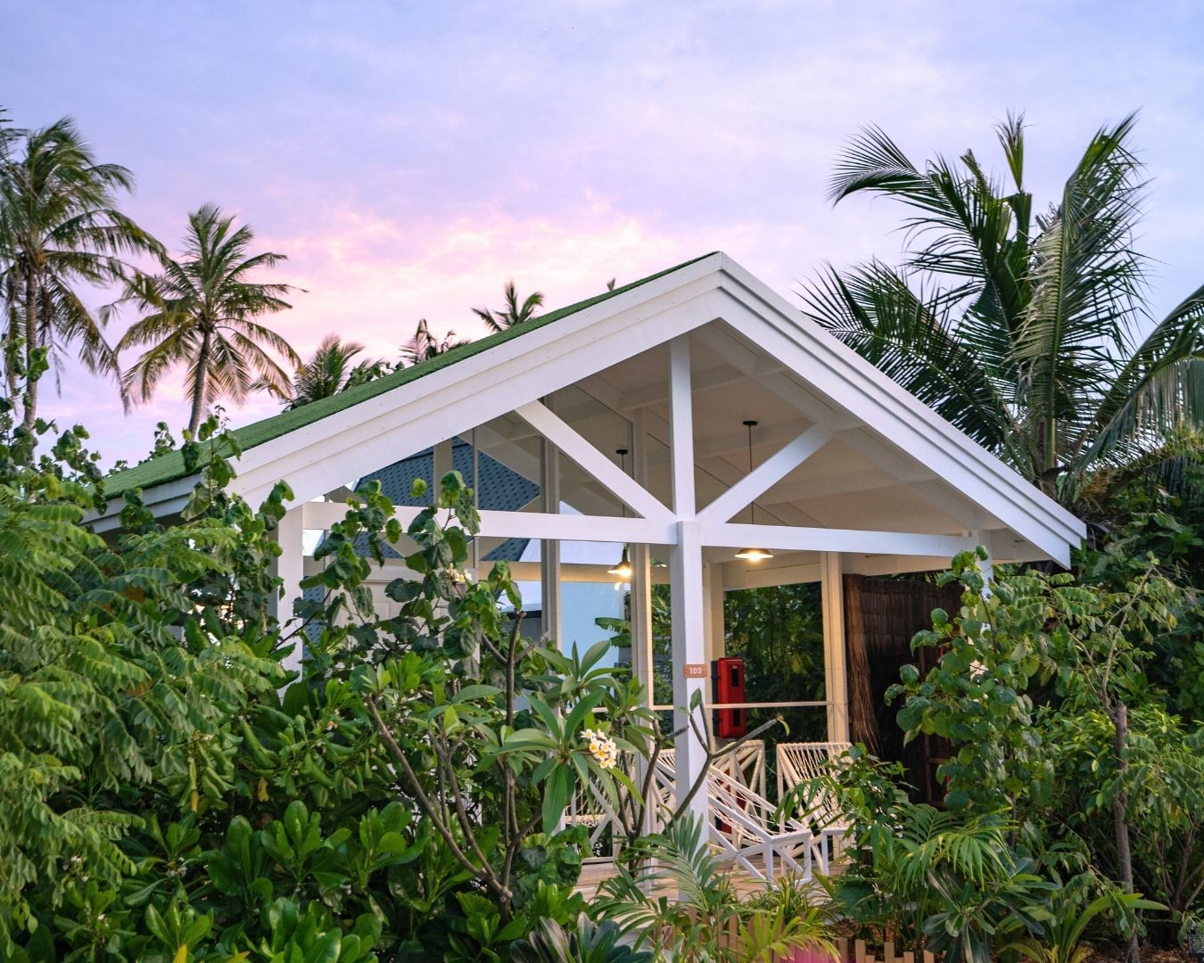 Veyoge Gallery Pool Villa