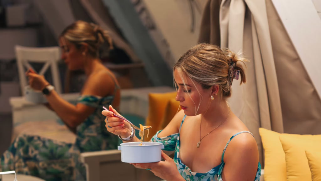 Thashibari In Villa Dining Maldives Oaga