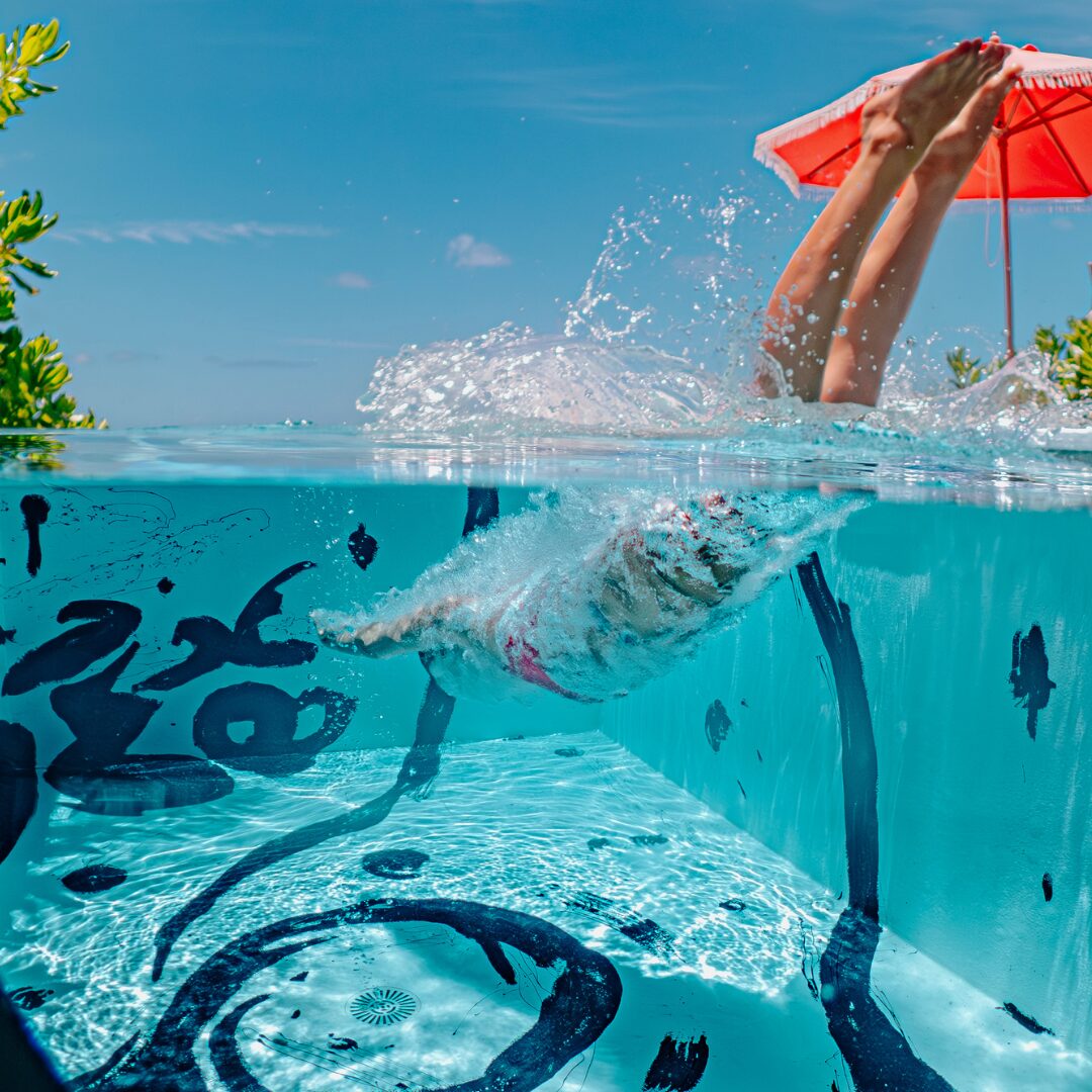 Summer state of mind: Footsteps Away Image