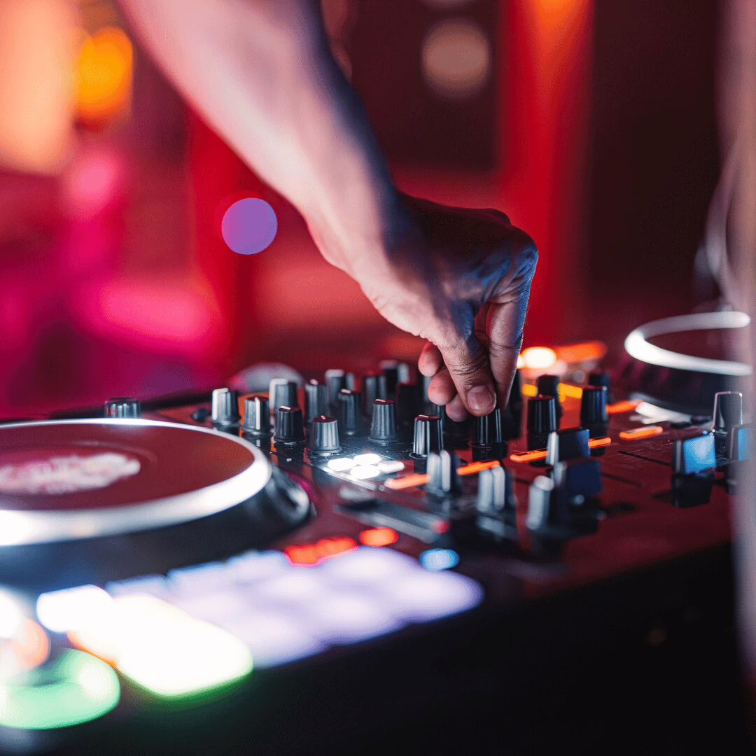 Thoughtful Luxuries & Entertainment for Your Stay